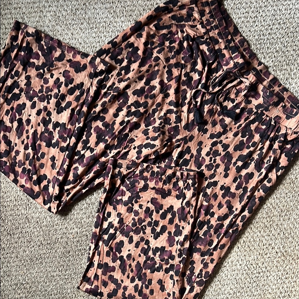 Stars Above Leopard Sleep Bottoms